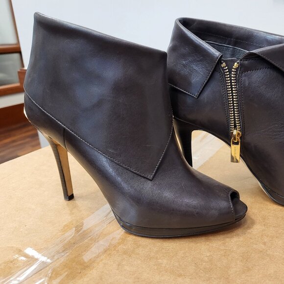 Michael Kors Kendra Peep Toe Booties Brown Leather Ankle Boots Size 8 - Picture 1 of 14